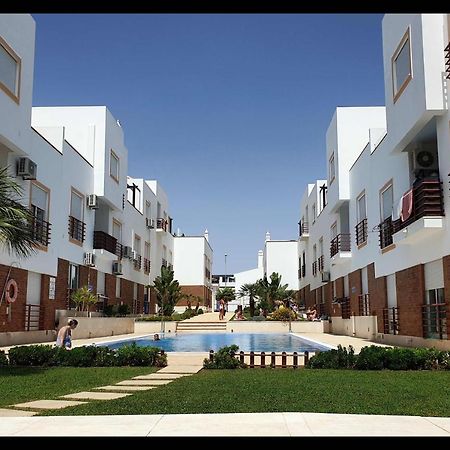 Home4U - Fantastic 2 Bedroom Apartment, With Pool Кабанаш-де-Тавіра Екстер'єр фото